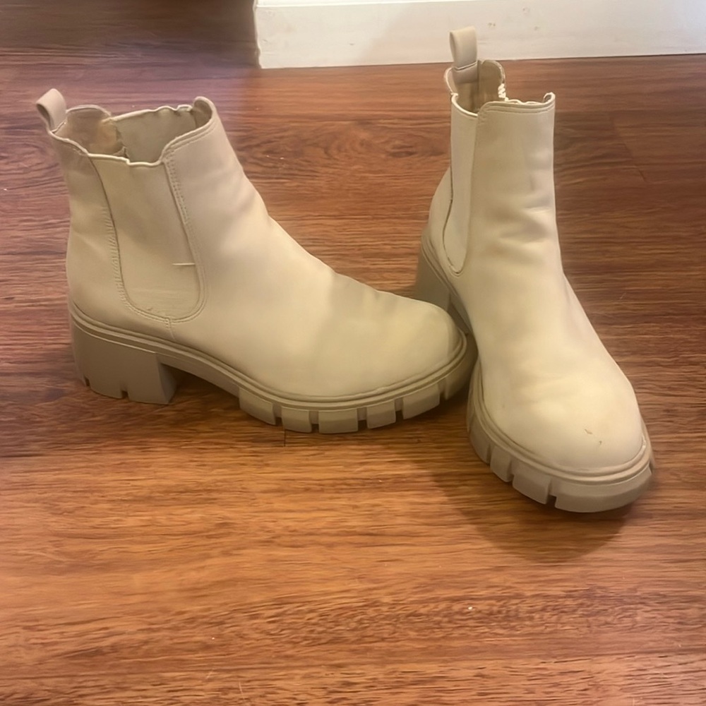 Steve madden boots